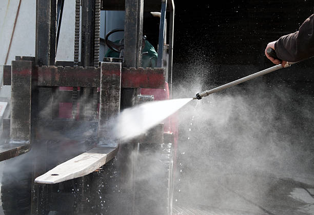 Best Restaurant Pressure Washing  in Marysville, MI